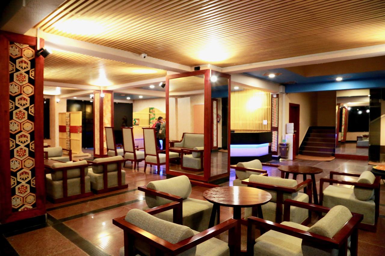 Kamalashi Boutique Inn Katmandou Extérieur photo